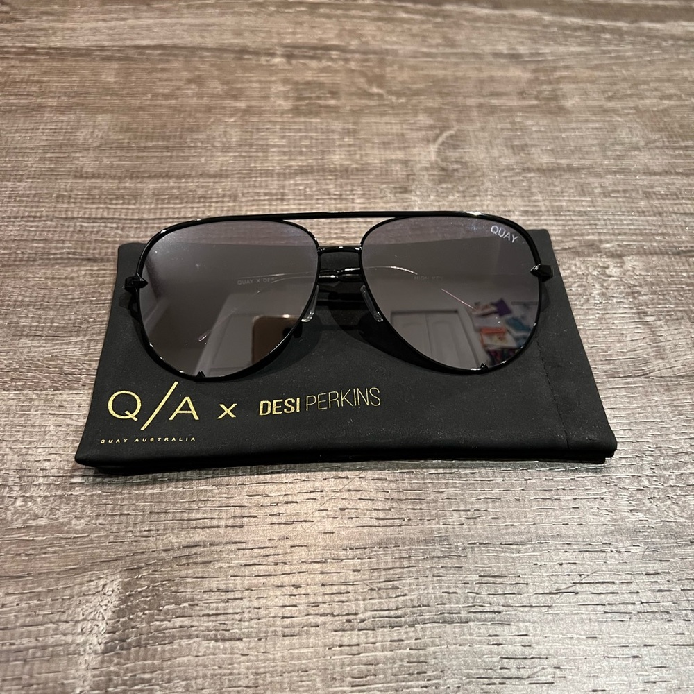 Quay x Desi Perkins Mirror Aviator